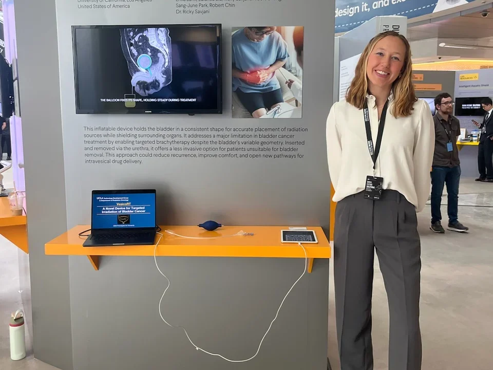 November  Ricky and Erika attend the Prototypes for Humanity conference in Dubai for a poster pres